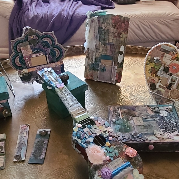 Meet your Posher, Debra - Picture 2 of 12